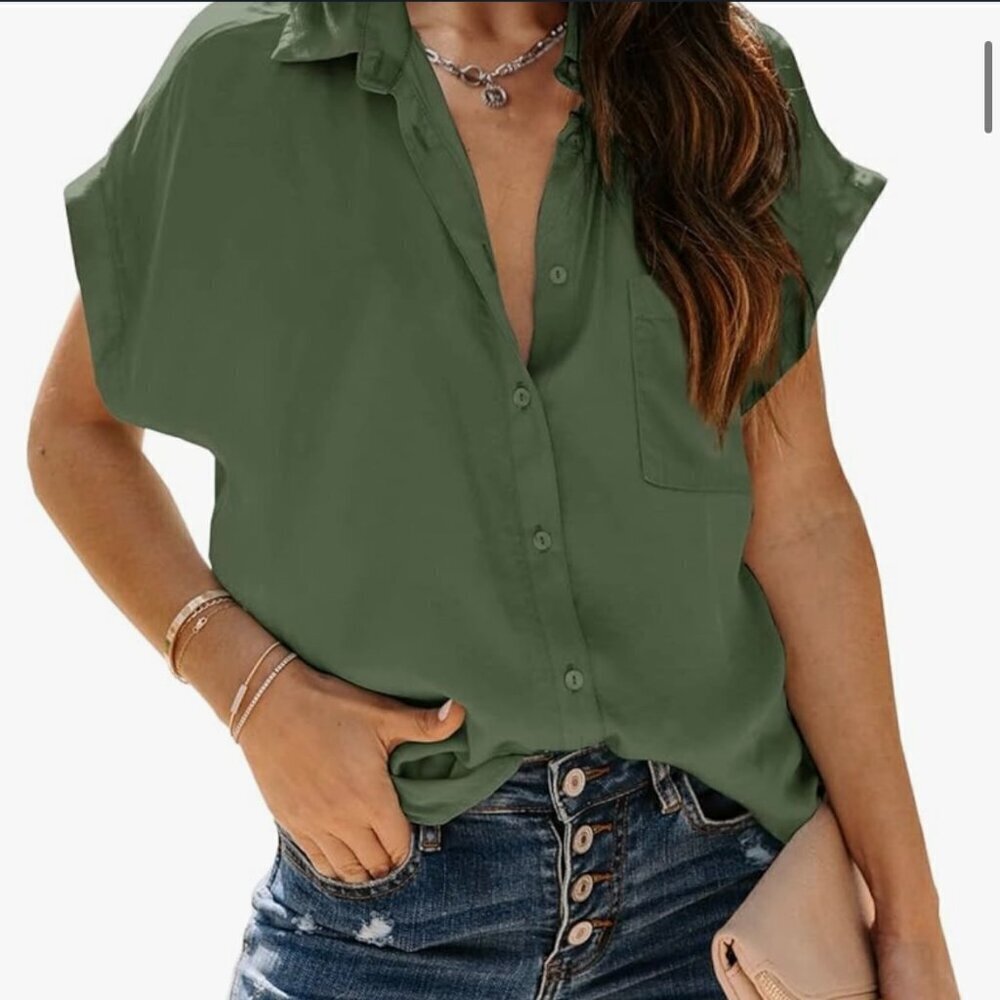Women's Army Green Button Down Shorty Sleeve Blouse Size M NWOT